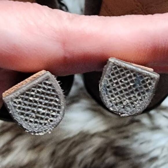 L.A.M.B. Puffy Suede Leather Booties Size 7 - Picture 10 of 10